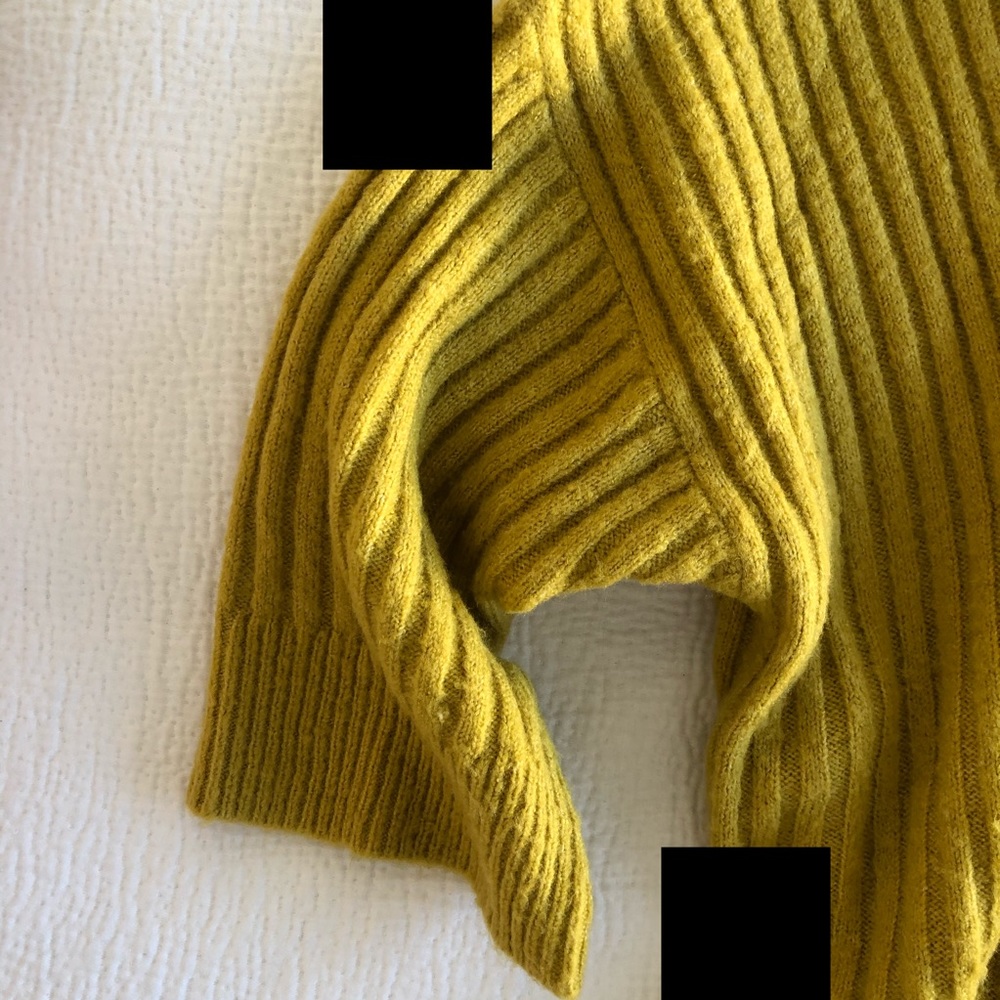 Oversized Sweater - Picture 5 of 8